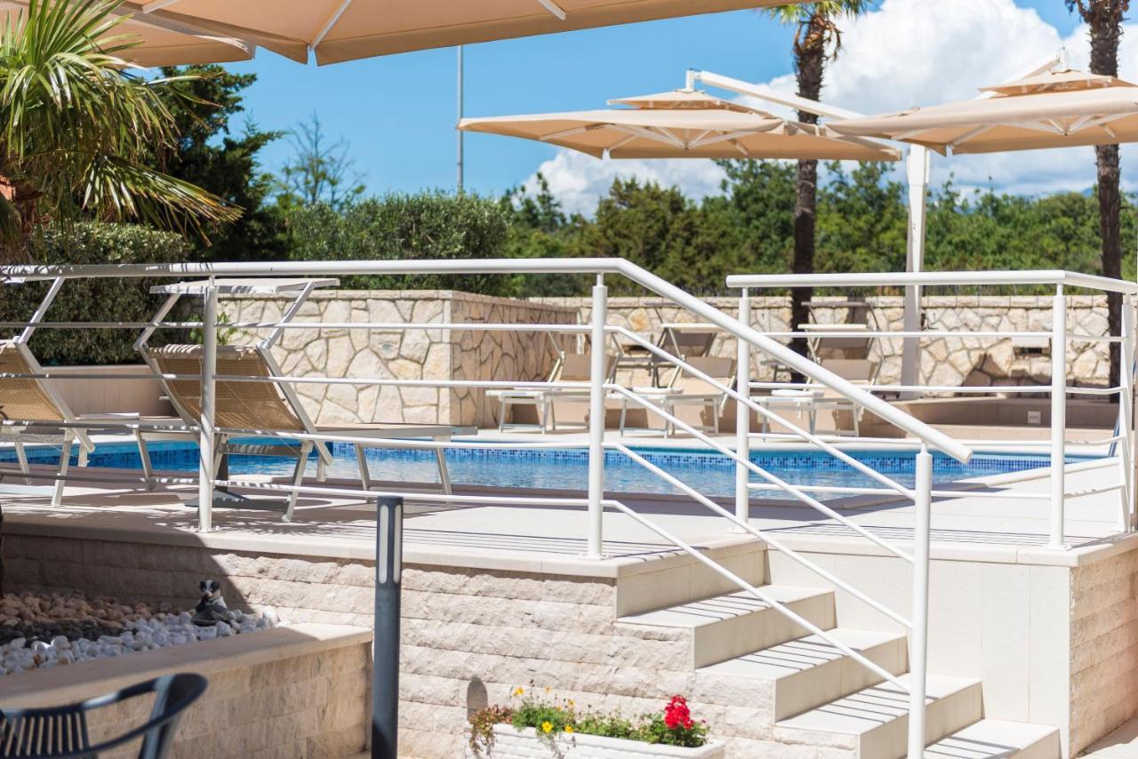 Апартаменти Pool Terrace Sea View Sarkic Новаля Екстер'єр фото