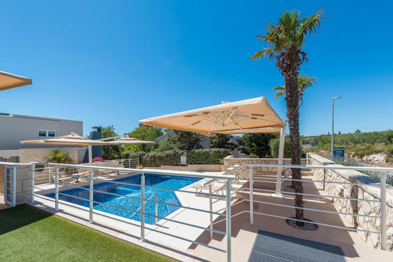 Апартаменти Pool Terrace Sea View Sarkic Новаля Екстер'єр фото
